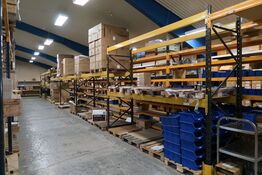 11 fag pallereoler uden indhold