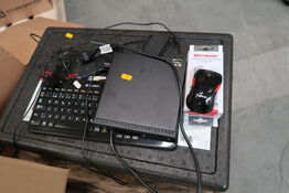 Computer LENOVO 11JJ med tastatur og mus