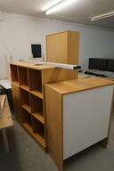 2 stk. reoler, skab, bord HANS J. WEGNER, bord m.m.