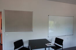 Whiteboard, 2 stk. opslagstavler