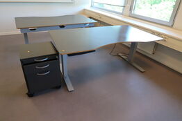El. hæve/sænke skrivebord samt skuffemodul