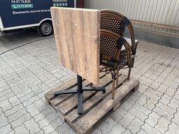 Udendørs cafébord med sort flip understel inkl. 2 fletstole