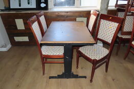 Restaurantbord m. 4 stole - 110x75x75 cm