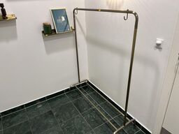 Messing hylder, Garderobestativ, Spejl