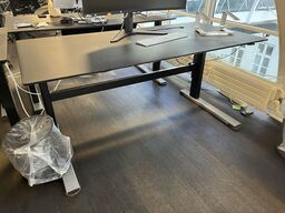 Hæve sænkebord u. Indhold 