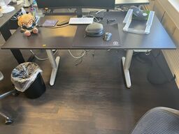 Hæve sænkebord u. Indhold 