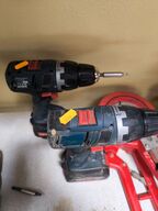 Vinkelsliber & skruemaskiner BOSCH