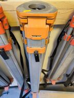 Stativ til nivelleringsapparat