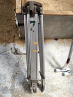 Stativ til nivelleringsapparat