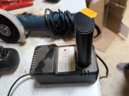 Lader til ABC-6 batterier, inkl. 1 batteri