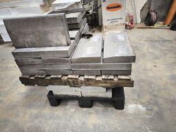 Betonsten samt granitkanter