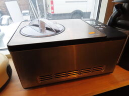 Ismaskine, SANDSTRØM S15ICE14E