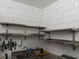 4 stk. rustfri hylder med vægbeslag