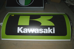LED-lysskilt m/KAWASAKI logo ca. 90x42cm 9W 230V