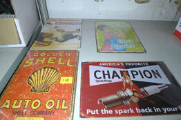 4 stk. retroskilte i metal ca. 20x30cm