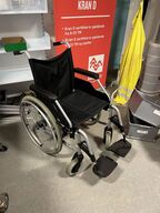 Foldbar kørestol MEYRA Budget