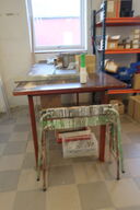 Arbejdsbord samt bukke