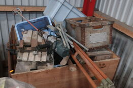 Palle med div. Værktøj, varelager m.m.