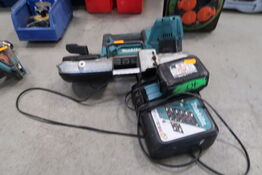 Akku båndsav MAKITA med DPB183 med batteri og lader