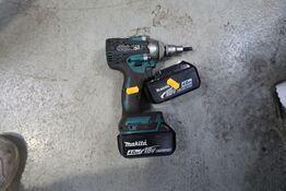 Akku bore/skruemaskine MAKITA DTW300 med 2 stk. batterier