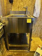 Metal sink