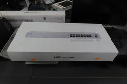 PoE switch UNIFI