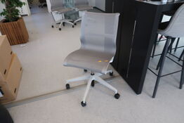 Kontorstol HERMAN MILLER SETU