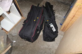 Div. Foto-udstyr bl.a. 2 stk. stativer