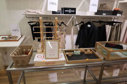 Hårspænder, nøgleringe m.m.