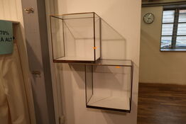 2 stk. udstillingskasser