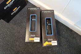 2 pakker dæk PIRELLI P Zero Race 700x26c 26-622