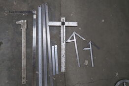 10 stk. Vinkler, måleredskaber m.m. 