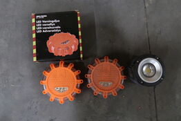 2 stk. LED varselslys & lygte 