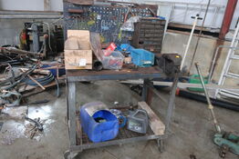 Værktøjsbord inkl. indhold