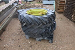 2 stk. traktor/maskinhjul 24" m. 12.4-24 dæk