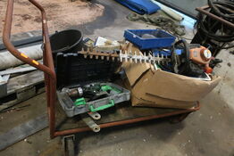 Vogn på hjul inkl. indhold