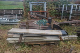 Betonelementer, stålbur, barrel m.v. (se billeder)