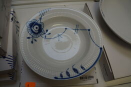 Dyb tallerken ROYAL COPENHAGEN MEGA RIFLET