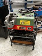 Hydrauliske udstandspresse m. Stempler og matrice EMB UNI-PRESS