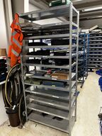 Reol med indhold 200x92x43 CM.