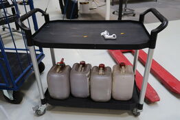 Opbevaringsvogn med indhold