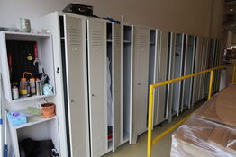 Div. Omklædningsskabe, værktøj m.m.