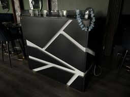 Dj pult m. indbygget LED lys