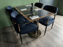 2. Stk. Cafe borde, 4. Stk. Stole i Stof