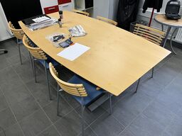 Møde bord m. 6 Stole