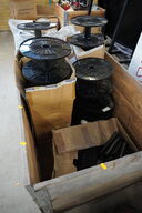 Palle med kabelruller i plast