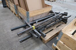 Palle med dele til grenreol