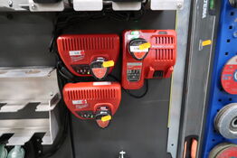 3 stk. ladere med 3 stk. batterier MILWAUKEE