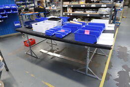 Bordplade på 2 stk. bukke