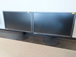 2 stk. computerskærme LENOVO T2324pA